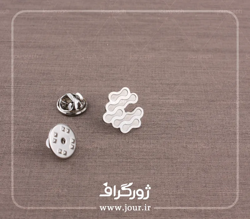 بج سینه 53 بج سینه مات و براق نقره ای